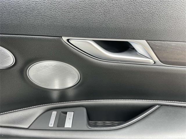 used 2021 Genesis G80 car, priced at $32,995