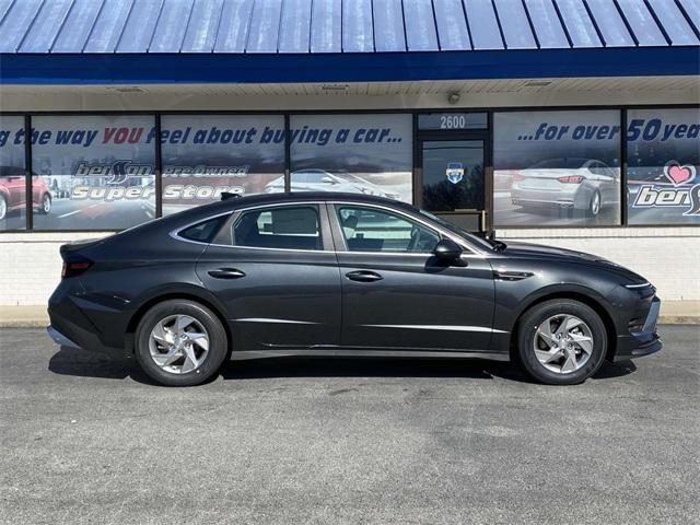 new 2025 Hyundai Sonata car, priced at $26,225