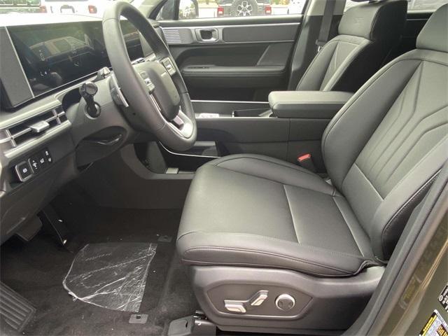 new 2025 Hyundai Santa Fe car, priced at $39,583