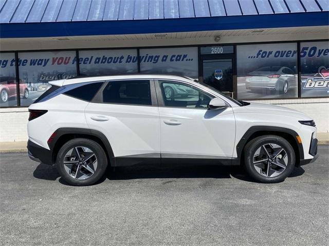 new 2025 Hyundai Tucson car, priced at $30,096