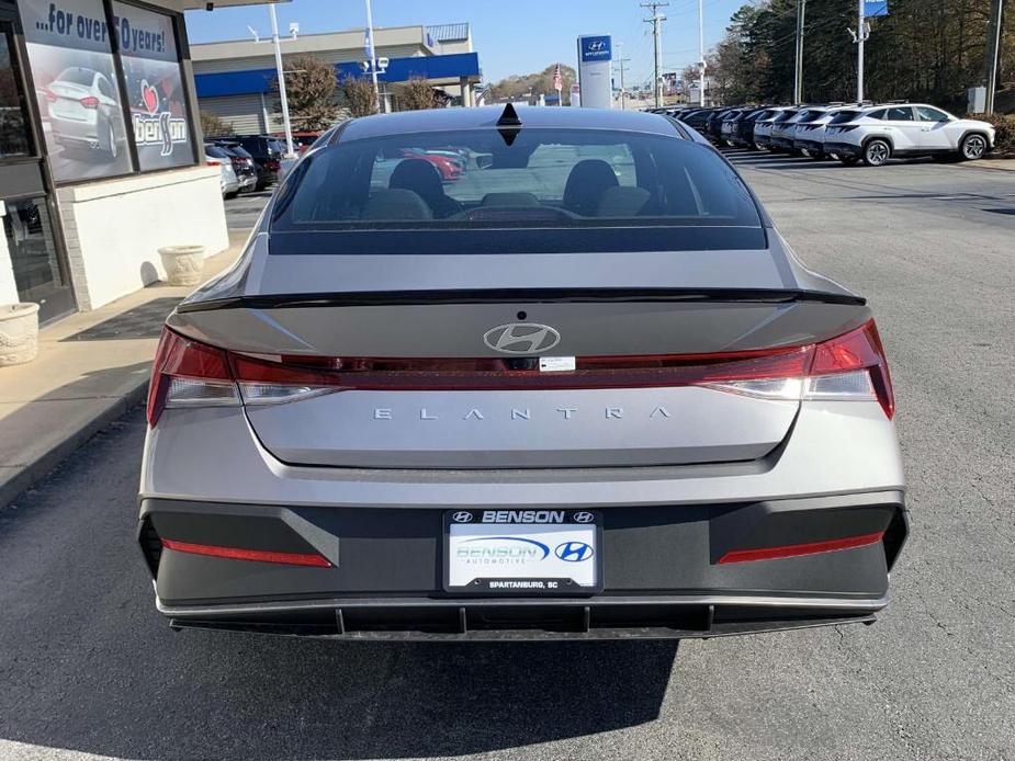 new 2025 Hyundai Elantra car, priced at $22,985