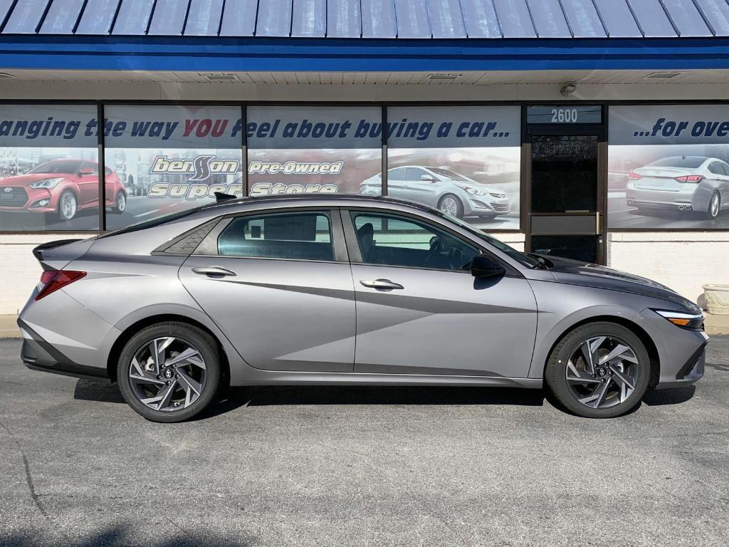 new 2025 Hyundai Elantra car, priced at $21,235