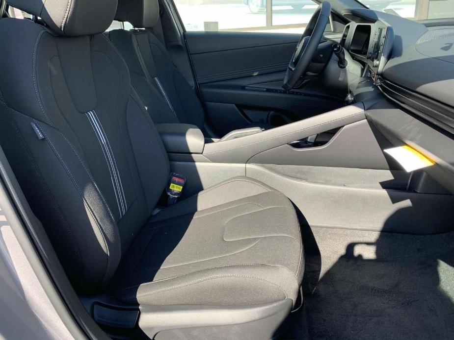 new 2025 Hyundai Elantra car, priced at $21,235