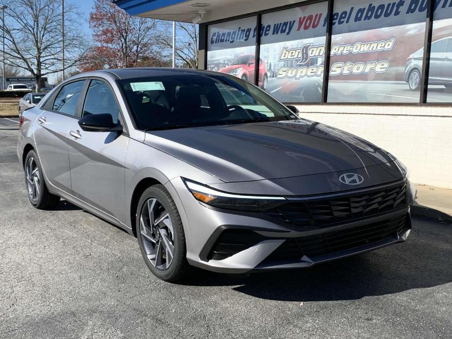 new 2025 Hyundai Elantra car, priced at $22,985