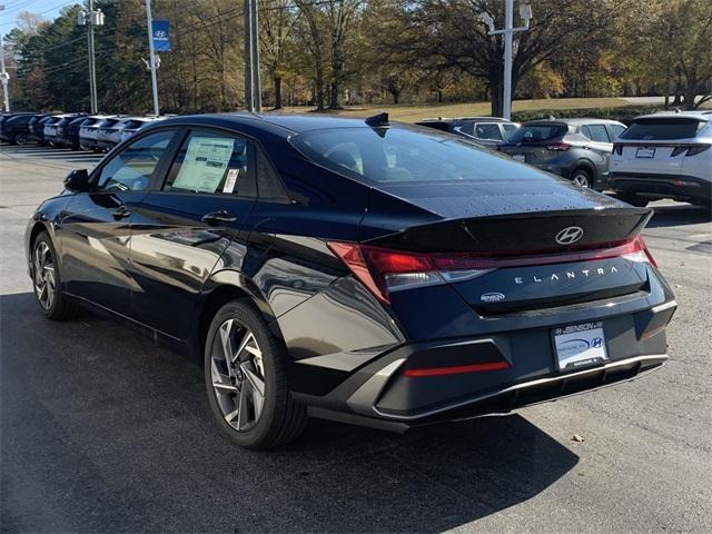 new 2025 Hyundai Elantra car, priced at $22,955