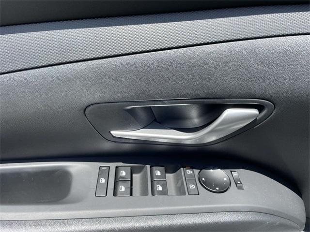new 2025 Hyundai Tucson car, priced at $30,019