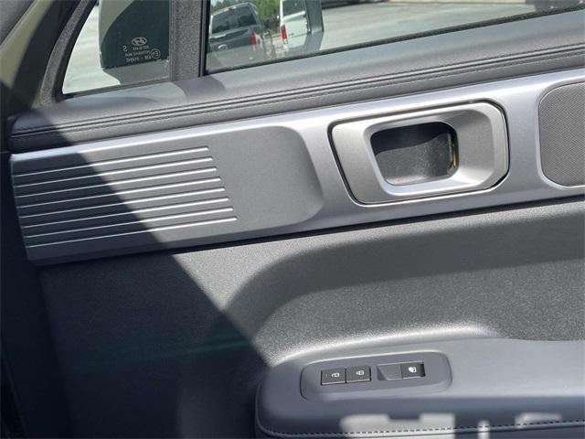 new 2025 Hyundai Santa Fe car, priced at $35,978
