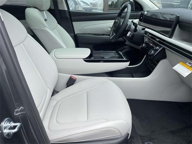 new 2025 Hyundai TUCSON Hybrid car, priced at $40,260
