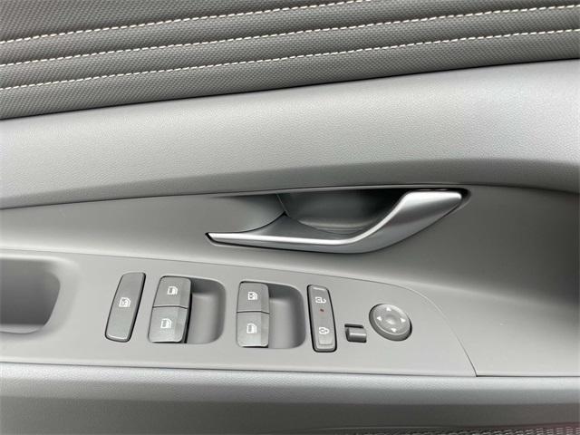 new 2025 Hyundai Elantra car, priced at $23,524