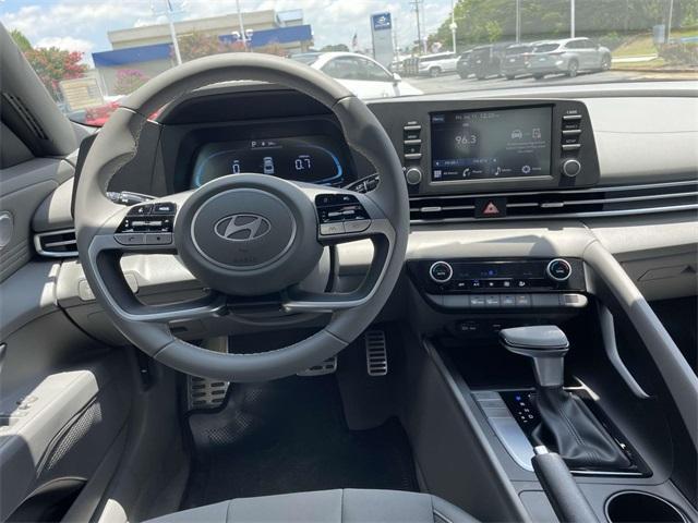 new 2025 Hyundai Elantra car, priced at $22,573