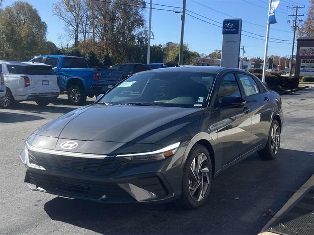 new 2025 Hyundai Elantra car, priced at $21,970