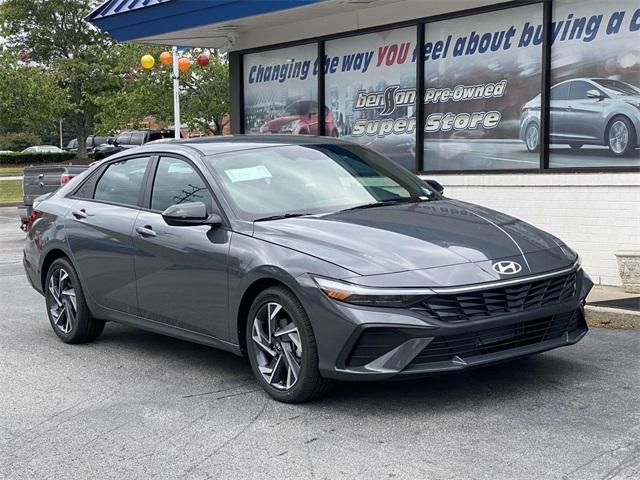 new 2025 Hyundai Elantra car, priced at $21,943