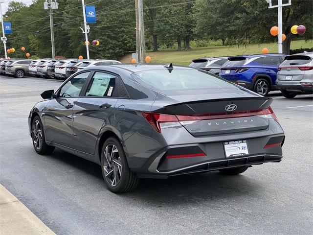 new 2025 Hyundai Elantra car, priced at $21,943