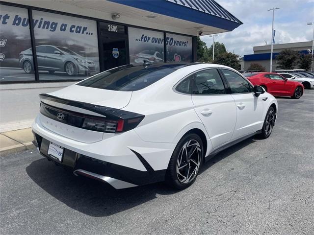 new 2025 Hyundai Sonata car, priced at $29,909