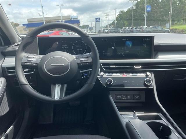 new 2025 Hyundai Sonata car, priced at $29,909