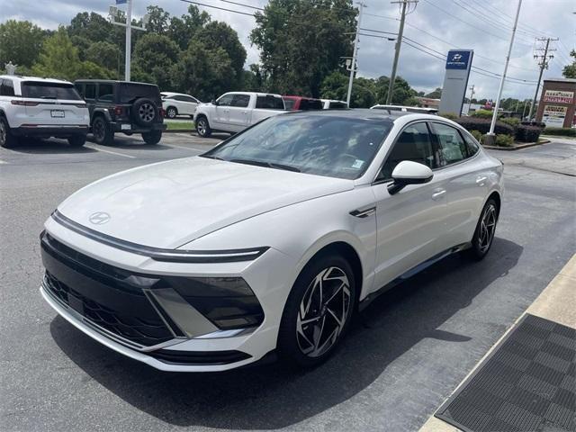 new 2025 Hyundai Sonata car, priced at $29,909