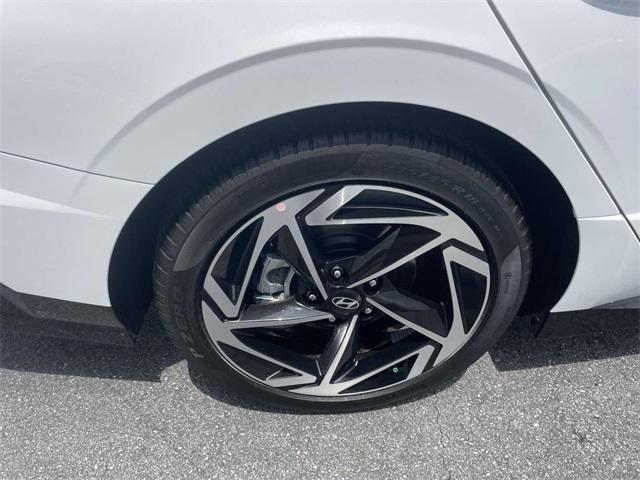 new 2025 Hyundai Sonata car, priced at $29,909