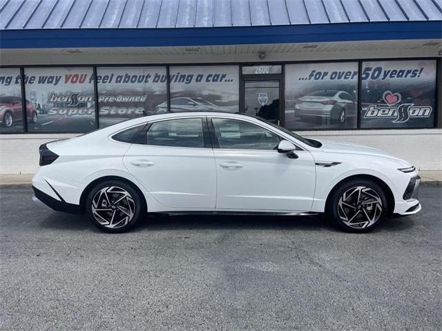 new 2025 Hyundai Sonata car, priced at $29,909