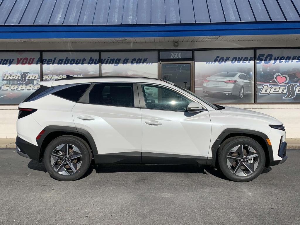 new 2025 Hyundai Tucson car, priced at $33,481