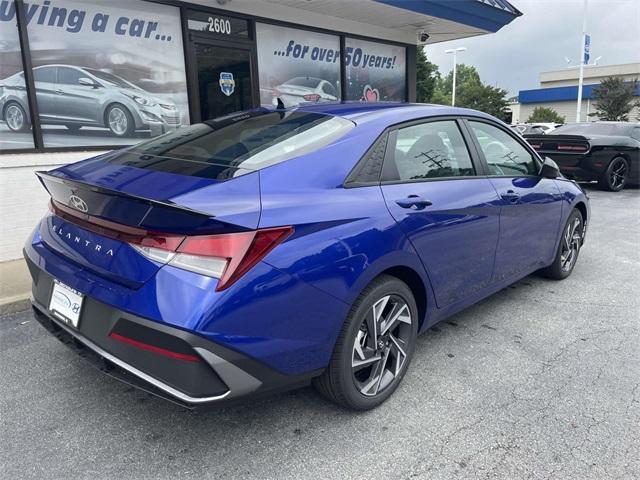 new 2025 Hyundai Elantra car, priced at $23,039