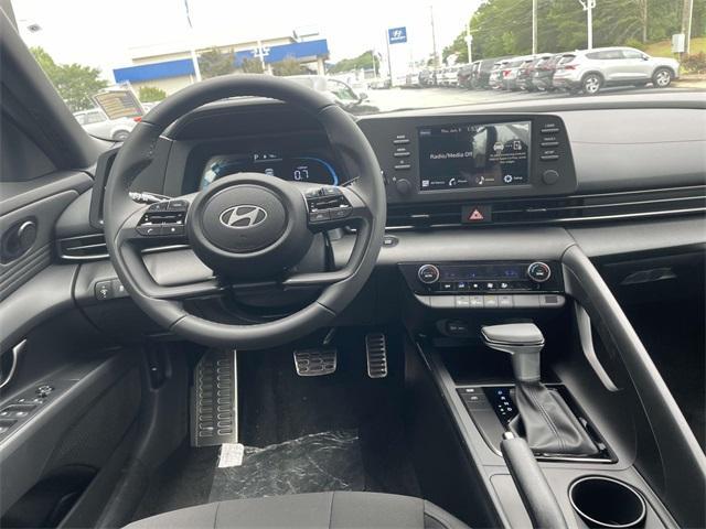 new 2025 Hyundai Elantra car, priced at $23,039