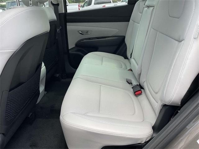 new 2025 Hyundai TUCSON Hybrid car, priced at $40,760