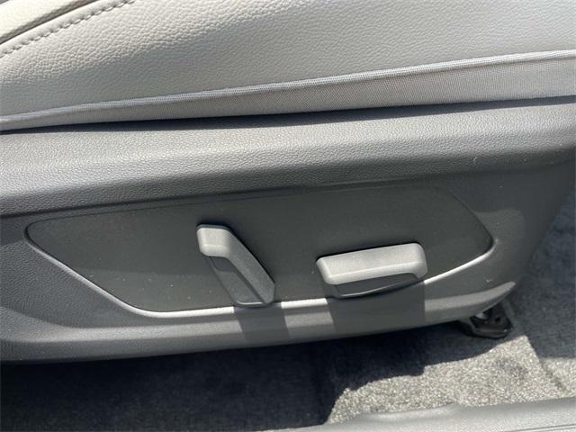 new 2025 Hyundai TUCSON Hybrid car, priced at $40,760