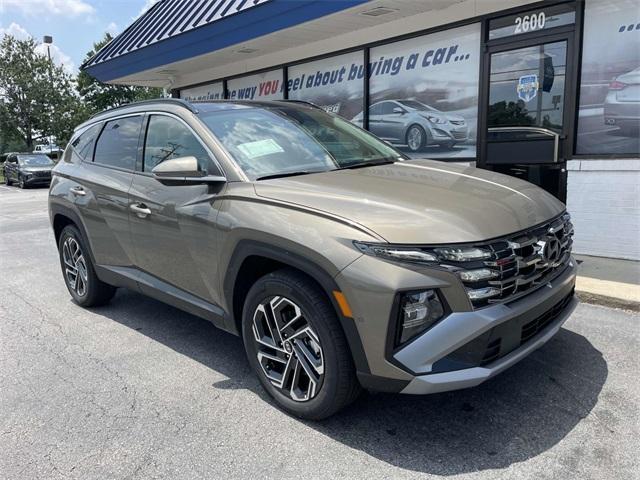 new 2025 Hyundai TUCSON Hybrid car, priced at $40,760