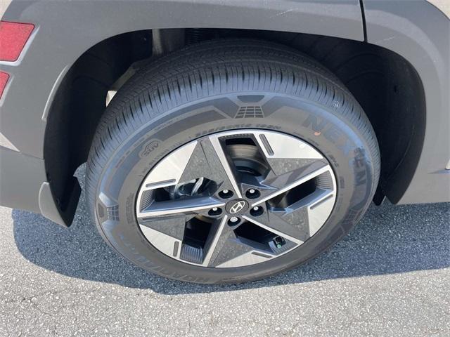 new 2025 Hyundai TUCSON Hybrid car, priced at $36,371