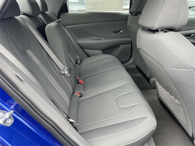 new 2025 Hyundai Elantra car