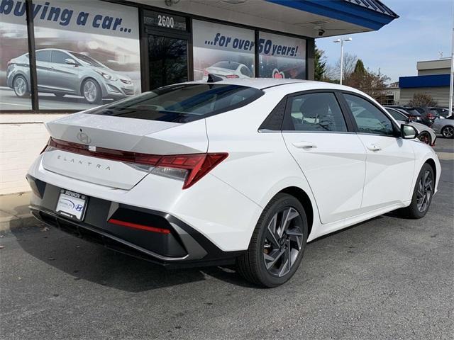 new 2025 Hyundai Elantra car, priced at $25,891