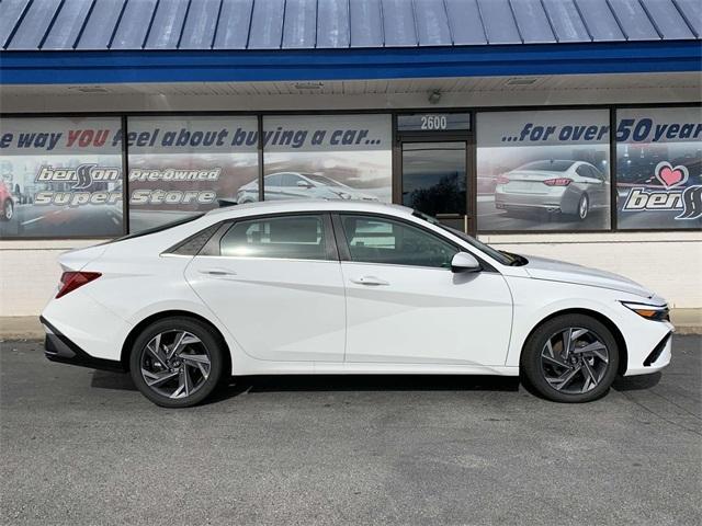 new 2025 Hyundai Elantra car, priced at $25,891