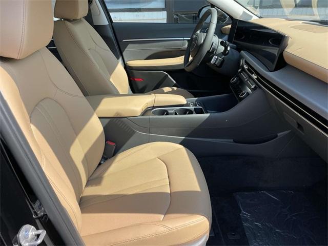 new 2025 Hyundai Sonata Hybrid car, priced at $36,607