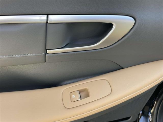 new 2025 Hyundai Sonata Hybrid car, priced at $36,607