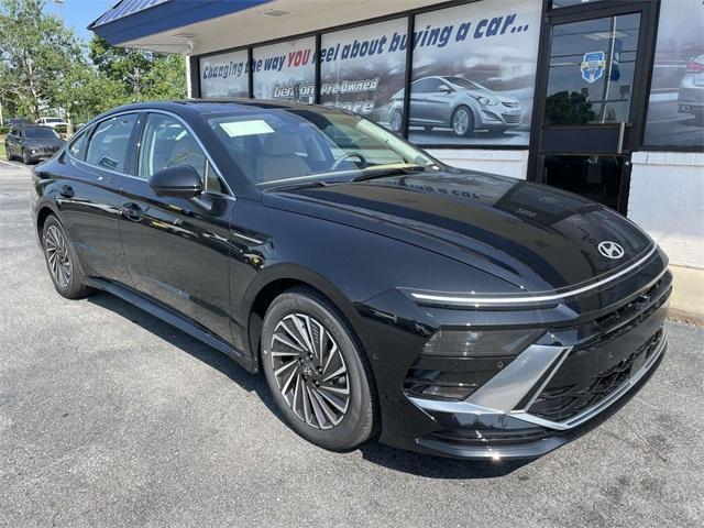 new 2025 Hyundai Sonata Hybrid car, priced at $36,607