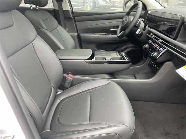 new 2025 Hyundai TUCSON Hybrid car, priced at $36,817