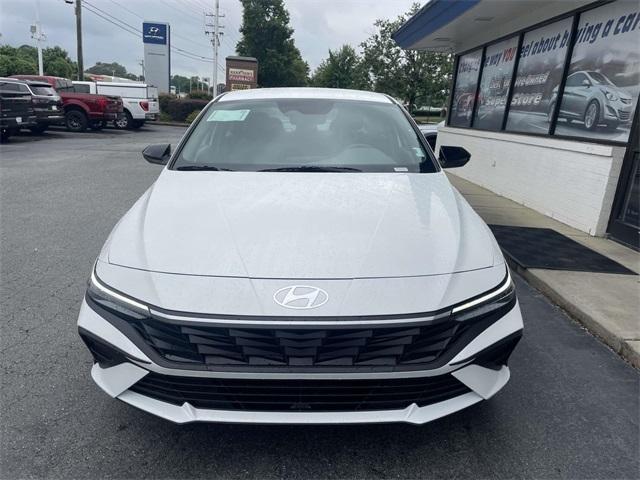 new 2025 Hyundai Elantra car, priced at $23,524