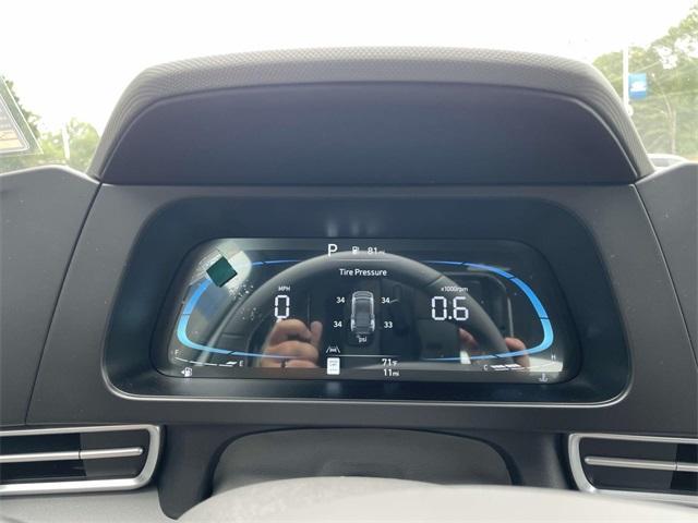new 2025 Hyundai Elantra car, priced at $23,524