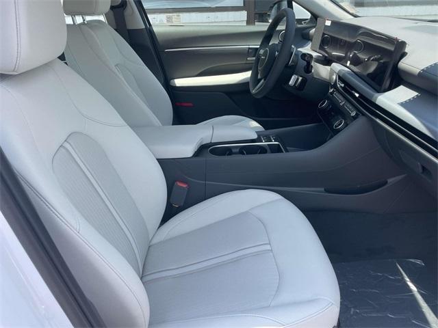 new 2025 Hyundai Sonata car, priced at $27,411