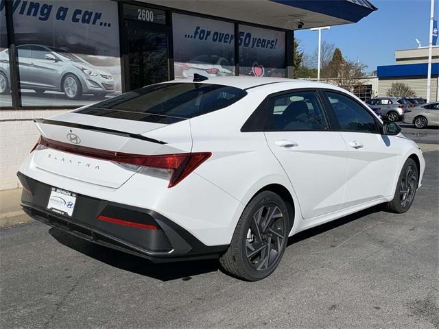 new 2025 Hyundai Elantra car, priced at $23,411