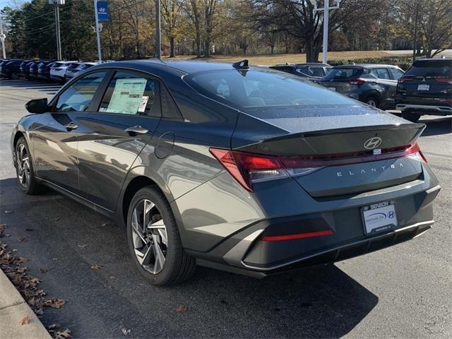 new 2025 Hyundai Elantra car, priced at $22,959