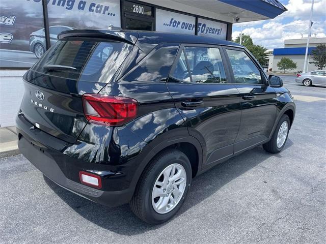 new 2025 Hyundai Venue car, priced at $21,437