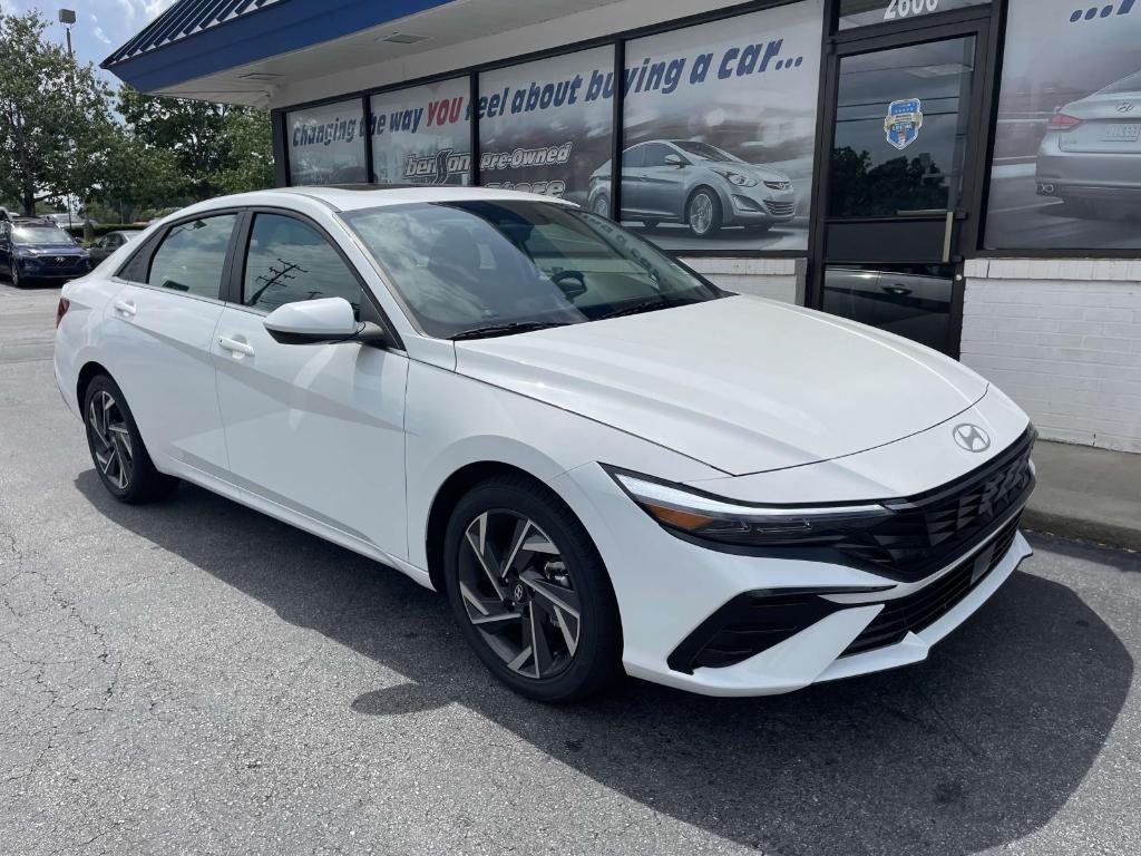 new 2025 Hyundai Elantra car