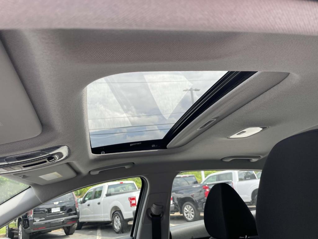 new 2025 Hyundai Elantra car