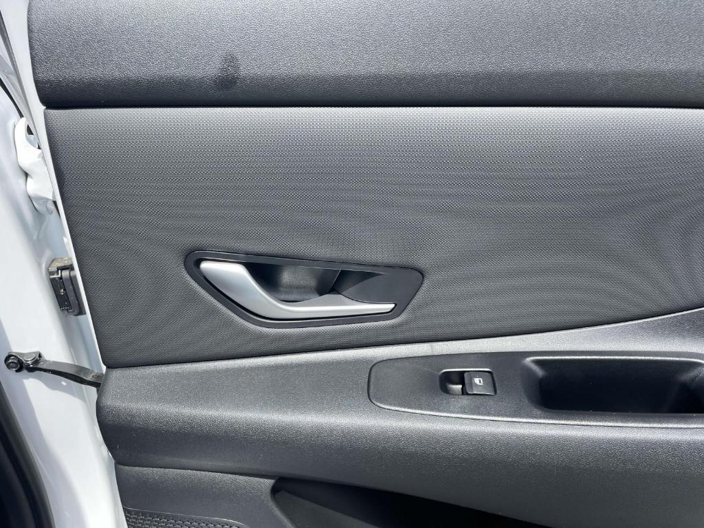 new 2025 Hyundai Elantra car