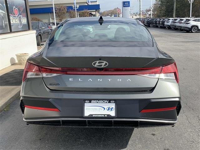 new 2025 Hyundai Elantra car, priced at $25,434