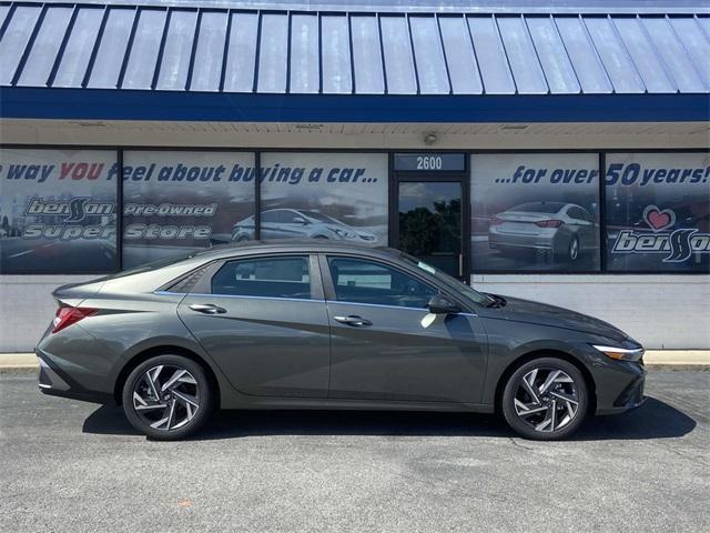 new 2025 Hyundai Elantra car, priced at $24,456