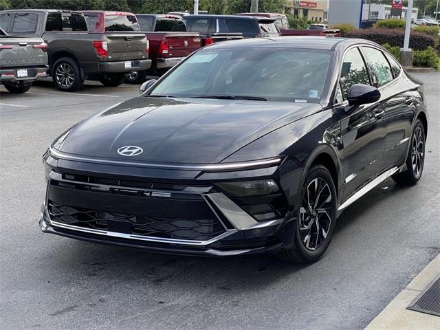 new 2024 Hyundai Sonata car, priced at $27,068