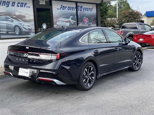 new 2024 Hyundai Sonata car, priced at $27,068