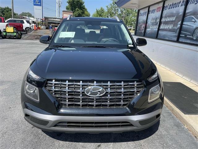 new 2025 Hyundai Venue car, priced at $23,472